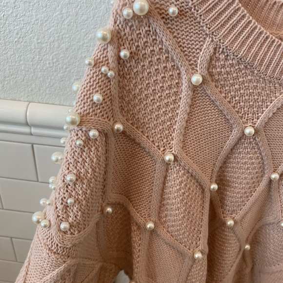Blush Pink Pearl Sweater - Picture 2 of 4
